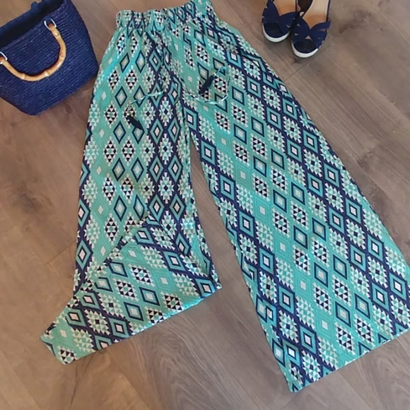 EARTHBOUND Pants - Aztec print Palazzo pants